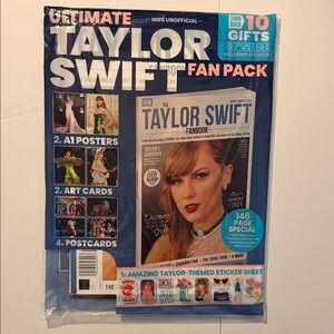 Taylor Swift Fan Pack with Blue and White Highlights